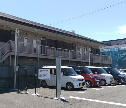 駐車場　照明更新